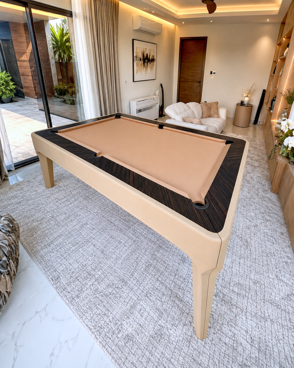 Negroni pool table, Al Barari(Dubai)