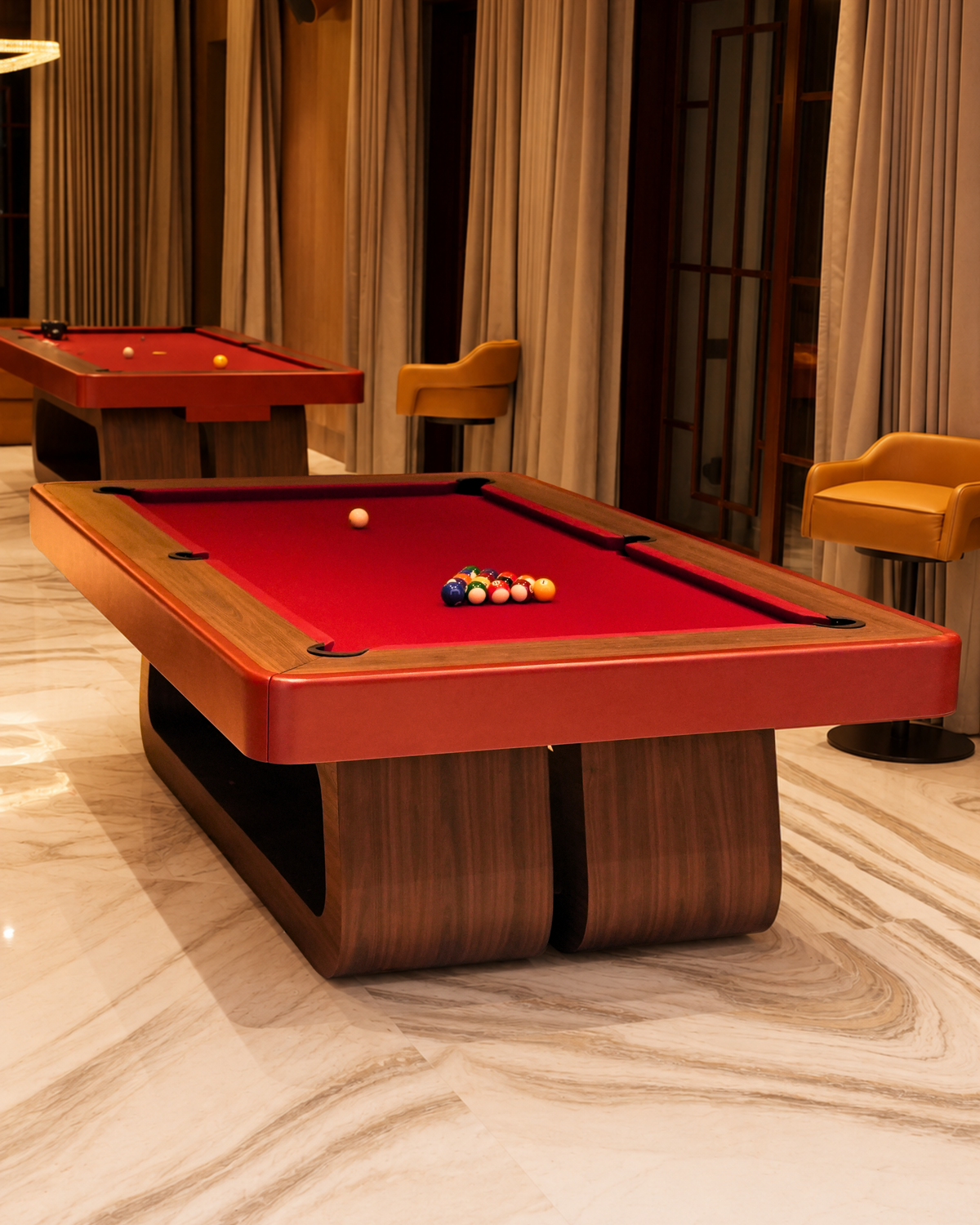 Negroni top on Takamaka Pool Table in a room setting